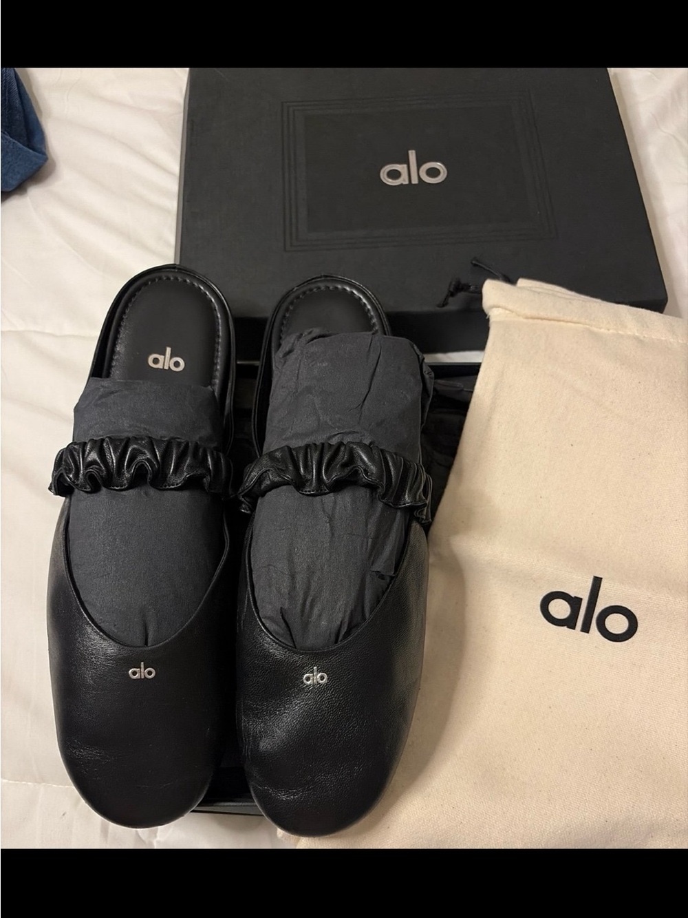 ALO Yoga Ballet Mules 8.5